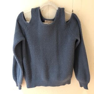 Cold shoulder knitted blue sweater